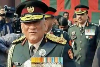 कोरोना से जंग: CDS बिपिन रावत सालभर तक सैलरी से हर महीने PM केयर्स में डोनेट करेंगे 50 हजार रुपये