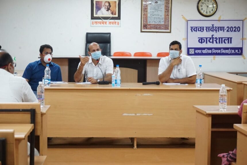 Collector took a meeting of corporation officers: review of development works, instructions to complete the works under construction soon