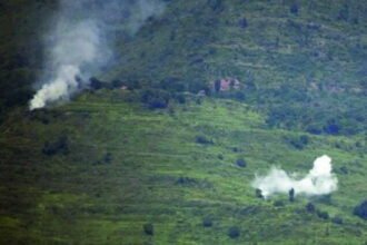 Three Pakistani terrorists infiltrating Naushera killed: Indian army searching for Tejar
