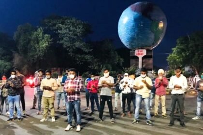 Youth Congress pays tribute to martyred soldiers in conflict between India and China