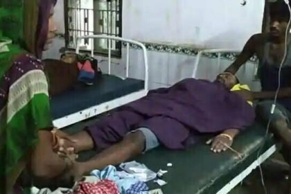 तेज बारिश के बीच आकाशीय बिजली गिरने से 23 लोगों की मौत, दर्जनों झुलसे