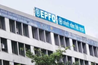 काम की खबर: ईपीएफओ ने शुरू की नई योजना, देशभर में कहीं से भी घर बैठे मिनटों में हो जाएगा काम