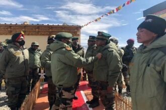 सेना प्रमुख नरवणे ने लद्दाख में अग्रिम मोर्चे का लिया जायजा, जवानों का बढ़ाया हौसला