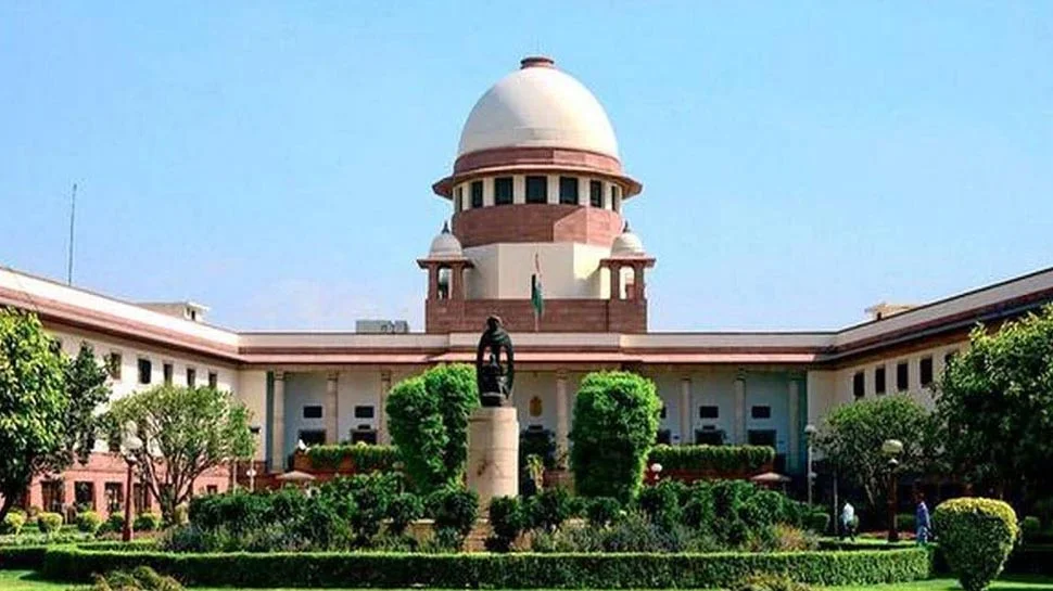 सुप्रीम कोर्ट की फटकार- यह राष्ट्रीय राजधानी का हाल है, कल्पना कीजिए हम दुनिया को क्या संकेत दे रहे हैं