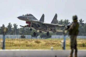 India to buy 12 Sukhoi and 21 MiG-29 aircraft amid tension with China