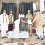 Congress leaders of Chhattisgarh submitted memorandum to Governor