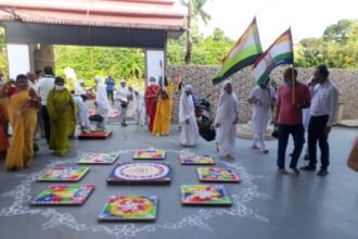 Pujya 105 Vivodhshri Mataji's Sangh Mars entered in Shri Triveni Tirtha Sector-6