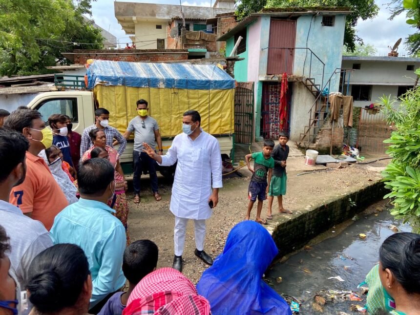 Mayor suddenly arrives in ward 37 inspection: people listened to problems