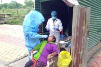 21 employees of the corporation working as Corona Warriors