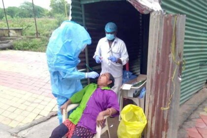 21 employees of the corporation working as Corona Warriors