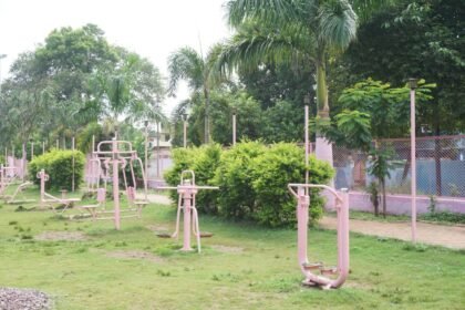 Pink garden being prepared for women