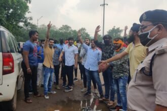 Not a single district of the state included in the poor welfare scheme