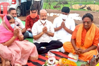 State Congress General Secretary Jitendra Sahu took the bhujan of CC Road construction