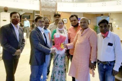 Bhilai District Congress Vice President Subhash Saw congratulated