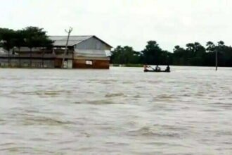 वाल्मीकिनगर बराज से ढाई लाख क्यूसेक पानी छोड़ा गया, उत्तर बिहार में और मचेगी तबाही!
