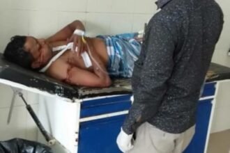 दो पक्षों में पथराव और फायरिंग, पांच को लगी गोली, 15 को चोटें आईं