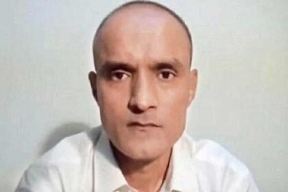 कूलभूषण जाधव मामले में पाकिस्तान ने राजनयिक पहुंच की मंजूरी दी: पाक मीडिया