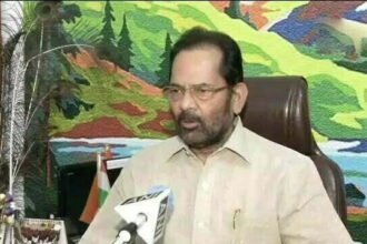 नकवी बोले- 'पप्पू का घोंसला और परिवार का चोंचला' बनकर रह गई है कांग्रेस पार्टी