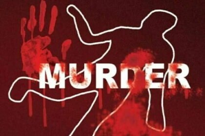 ट्रिपल मर्डर से फैली सनसनी, घर में पत्नी और दो बच्चों की हत्या