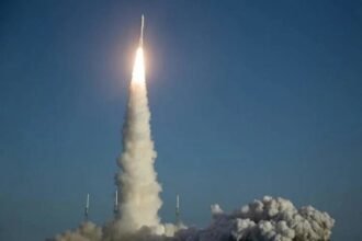 नासा का ‘मार्स 2020’ लॉन्च, अब तक का सबसे बड़ा रोवर लाल ग्रह के लिए रवाना