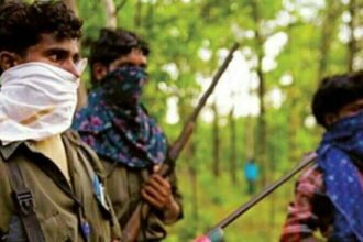 दंतेवाड़ा में नक्सलियों ने किया पुलिसकर्मी के माता-पिता का अपहरण