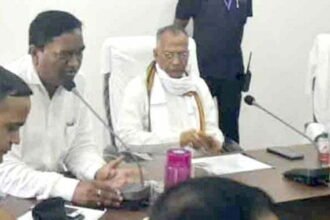 Home Minister Tamradhwaj Sahu took a meeting of officials