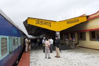 Railway Safety Commissioner AK Rai inspected the Kevati-Antagarh line