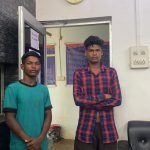 Controversy over mobile theft during drinking, neighboring youths brutally murdered middle-aged, son also threatened, accused arrested