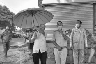 Shivnath is in spate due to continuous rains… .. State Congress General Secretary Jitendra Sahu took stock of the situation