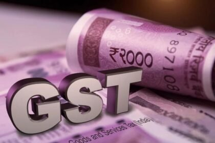 मार्च में जीएसटी संग्रह ने बनाया नया रिकॉर्ड, सरकार को मिले 1.23 लाख करोड़ रुपये
