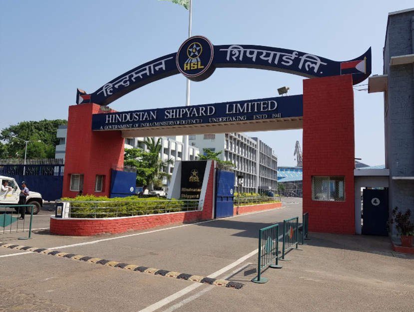 Major accident in Visakhapatnam: Crane suddenly collapses at Hindustan Shipyard, 10 dead