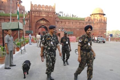 लालकिले पर खालिस्तान का झंडा फहराने की साजिश के बाद अलर्ट, बढ़ाई गई सुरक्षा