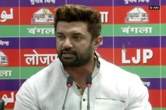 बिहार : एनडीए में फूट के संकेत, लोजपा सभी सीटों पर अकेले चुनाव लड़ने को तैयार