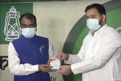 जदयू से निष्कासित श्याम रजक राजद में हुए शामिल, नीतीश कुमार पर साधा निशाना