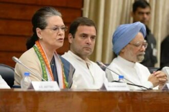 छह महीने में चुना जाएगा नया अध्यक्ष, फिलहाल सोनिया के पास ही रहेगी कमान