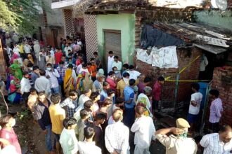 मां-बाप और इकलौते बेटे की नृशंस हत्या, घर के अंदर ही शवों को जलाने की कोशिश