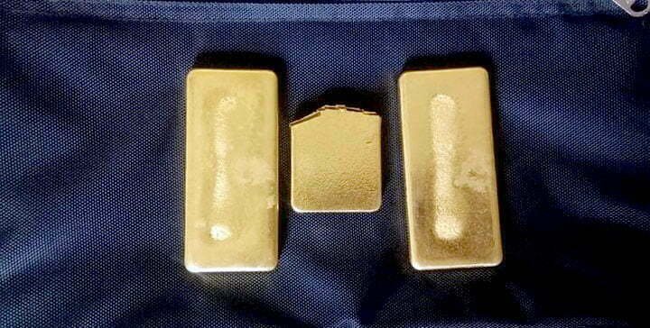 Raipur arrived with two and a half kg gold worth 2.5 crores… caught in police siege