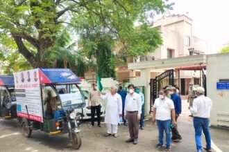 Corona Awareness Chariot will roam in every ward… .. The MLA and the Mayor flagged off the awareness chariot