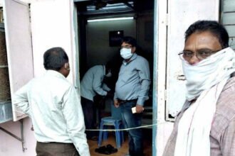 Durg Corporation's action against its own workers who were negligent