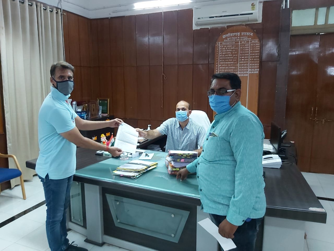 Normally open shops from 1 October…. Bhilai Chamber submitted memorandum to collector