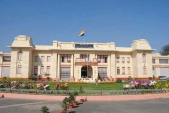 बिहार विधानसभा चुनाव: वर्तमान में 55 फीसदी विधायकों पर आपराधिक मामले, 160 करोड़पति