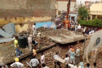 बड़ा हादसा: डेराबस्सी में निर्माणाधीन इमारत ढही, कई लोगों के दबे होने की आशंका, दो की मौत