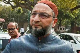 बाबरी फैसले पर असदुद्दीन ओवैसी ने उठाए सवाल, 'काला दिन' बताते हुए बोले- क्या जादू से गिर गई थी मस्जिद?