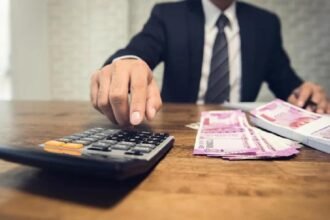 अर्थव्यवस्था के लिए बुरी खबर, दूसरी तिमाही में 22.5 फीसदी घटा कर संग्रह