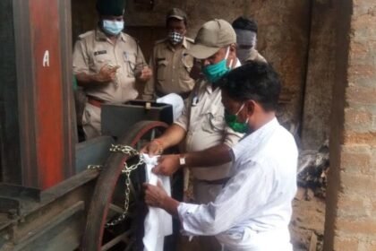वन मंडल रायगढ़ में हफ्ता भर में एक आरा मिल तथा एक फर्नीचर मार्ट सील : वन विभाग का सघन अभियान निरंतर जारी