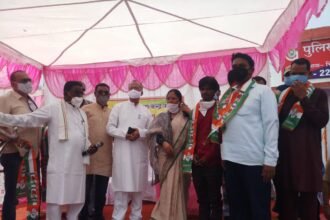 Impressed by the actions of the Congress government