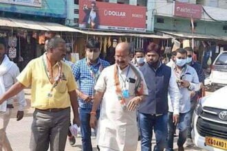 State Congress General Secretary Jitendra Sahu is sweating in Marwahi elections