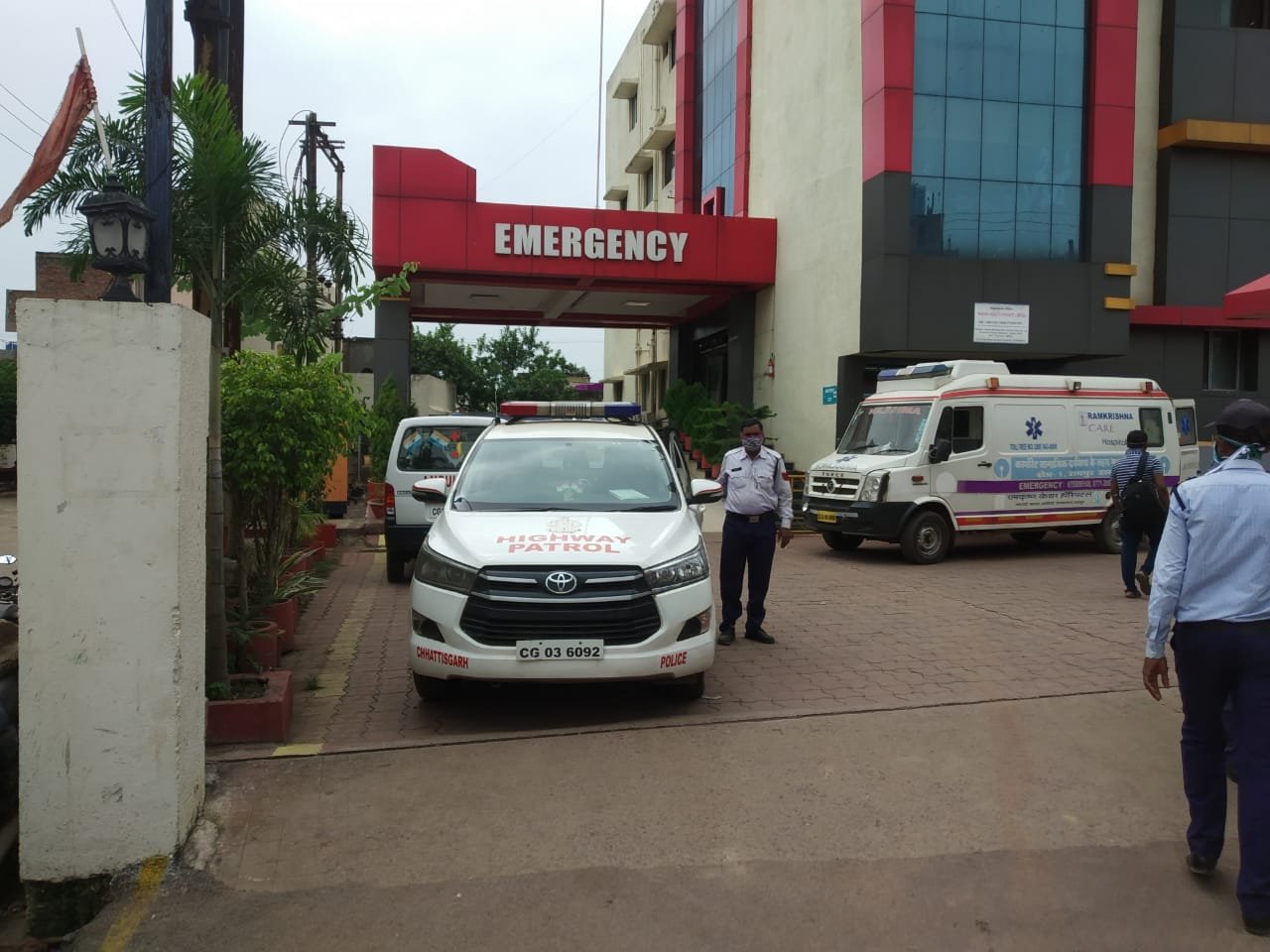 Traffic Police built Green Corridor: Ramakrishna Care Hospital of Raipur transported patient from Sparsh Hospital in 40 minutes