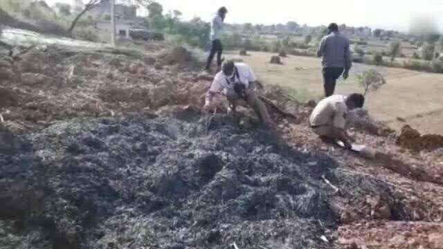 मंदिर की जमीन के लिए कुछ दबंगों ने पुजारी को जिंदा जलाया, इलाज के दौरान हुई मौत