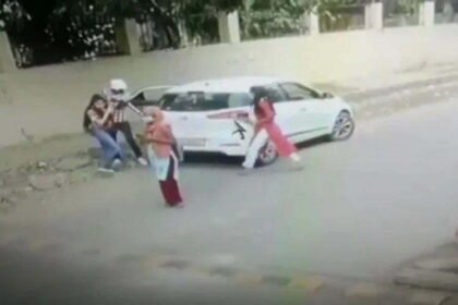 अपहरण में विफल होने पर बीकॉम छात्रा को बीच सड़क पर मारी गोली, मौत